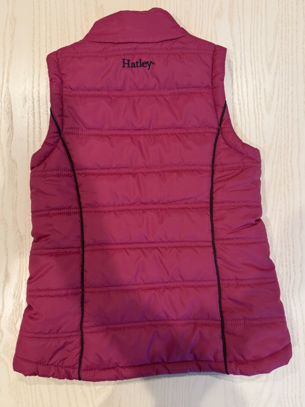 Hatley Girls Reversible Puffer Vest – Berry / Navy Polka Dot (Size 5) - Picture 5 of 12